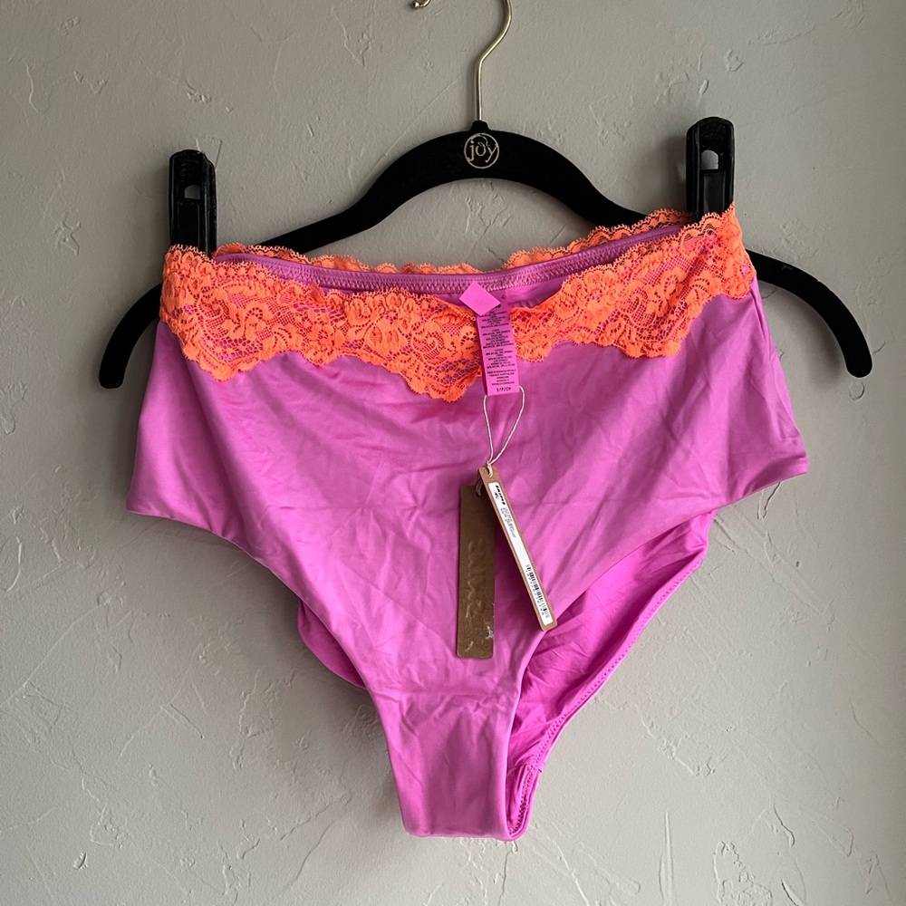 💖SKIMS LACE SWIM HIGH WAISTED FULL BRIEF BIKINI BOTTOM NEON ORCHID XS - Picture 6 of 7